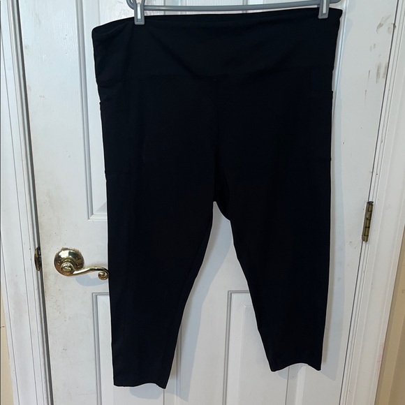 BALLY Black High-Waisted Athletic Leggings Women’s size 2X - Picture 1 of 6